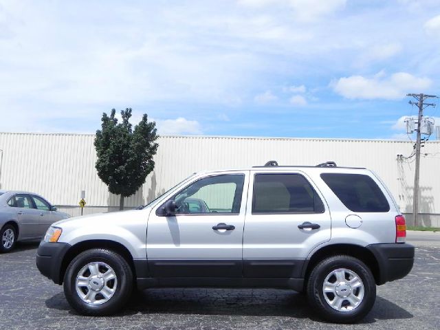 Ford Escape 2003 photo 1