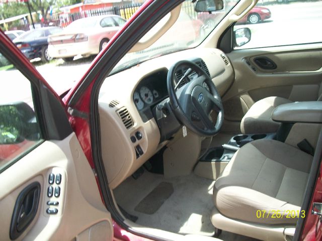 Ford Escape 2003 photo 3