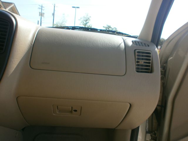 Ford Escape 2003 photo 11