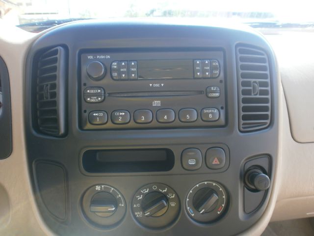 Ford Escape 2003 photo 3