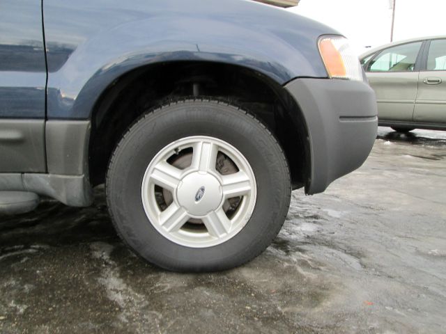 Ford Escape 2003 photo 1