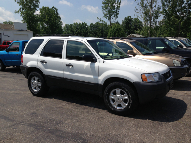 Ford Escape 2003 photo 2