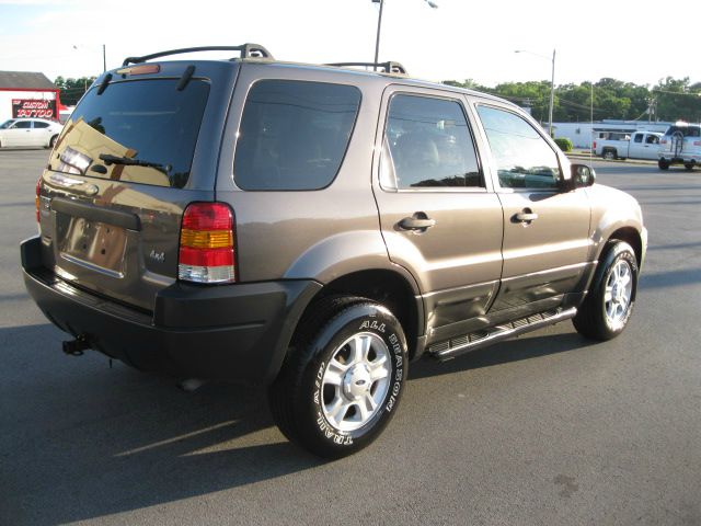 Ford Escape 2003 photo 10