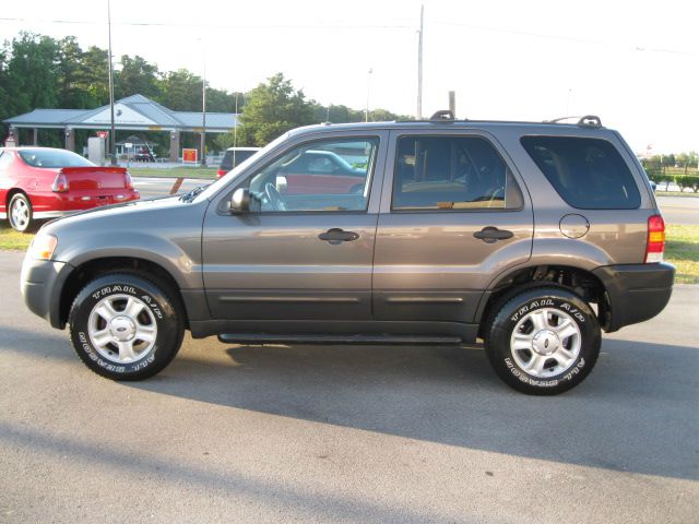 Ford Escape 2003 photo 12