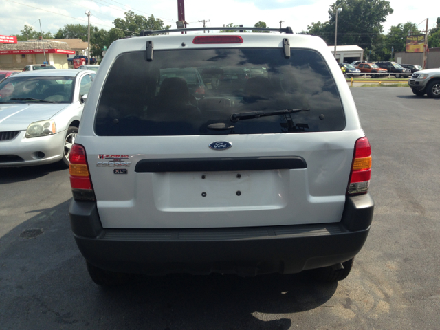 Ford Escape 2003 photo 2