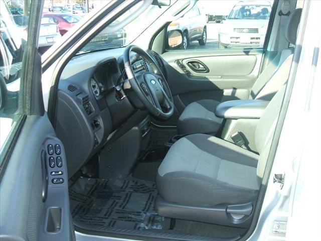 Ford Escape 2003 photo 4