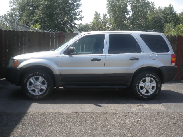 Ford Escape 2003 photo 2