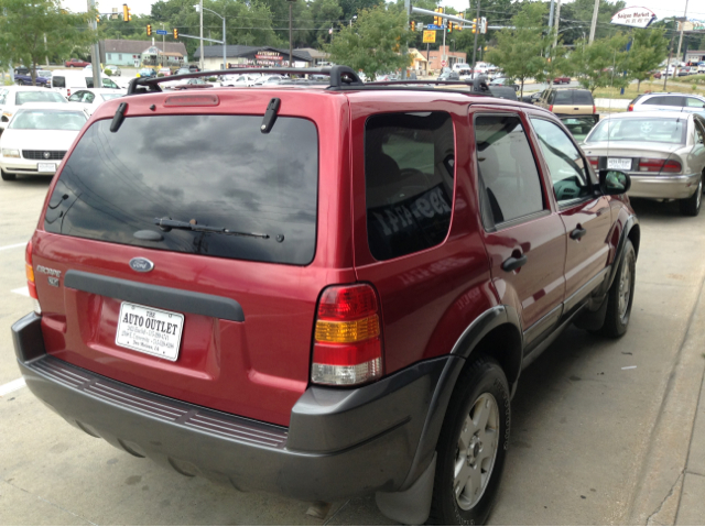 Ford Escape 2003 photo 2