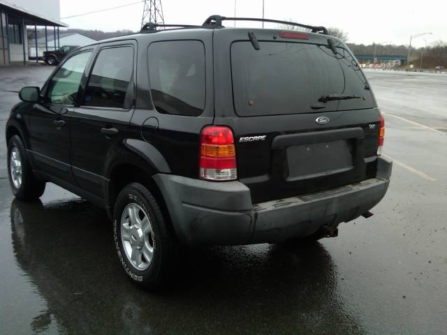 Ford Escape 2003 photo 2