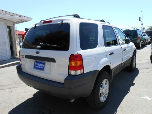 Ford Escape 2003 photo 3