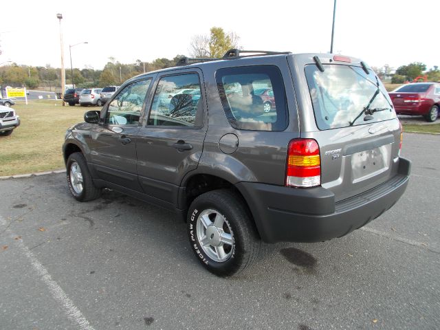 Ford Escape 4wdsxt SUV