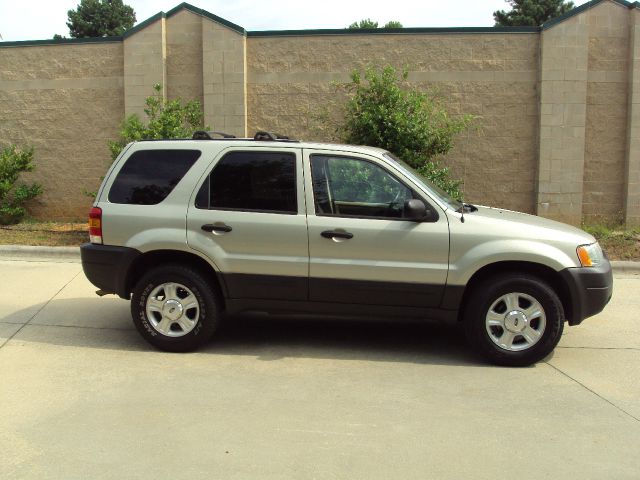 Ford Escape 2003 photo 3