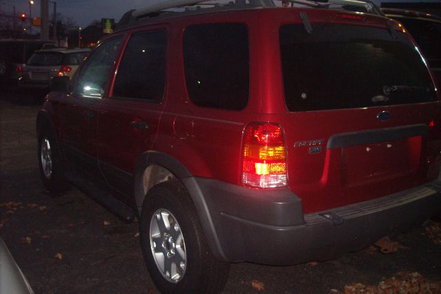 Ford Escape 2003 photo 2