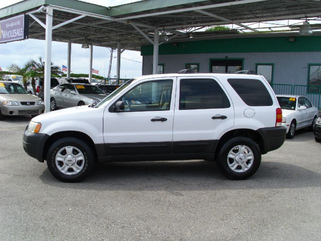 Ford Escape 2003 photo 1