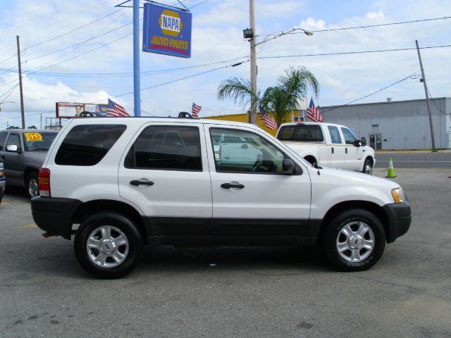 Ford Escape 2003 photo 2