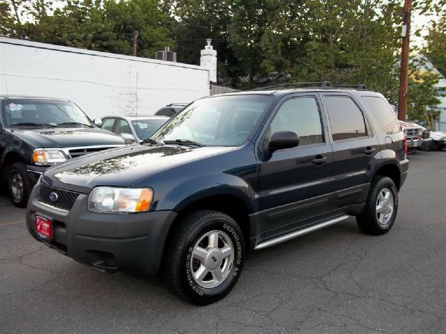 Ford Escape 2003 photo 1