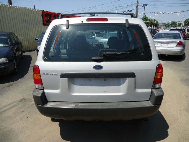 Ford Escape 2003 photo 1