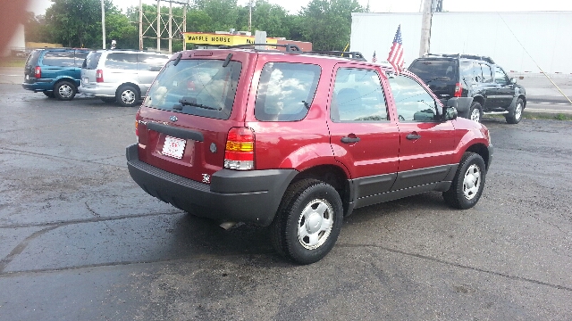 Ford Escape 2003 photo 1