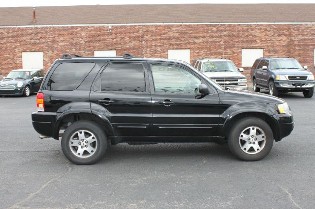 Ford Escape 2003 photo 9