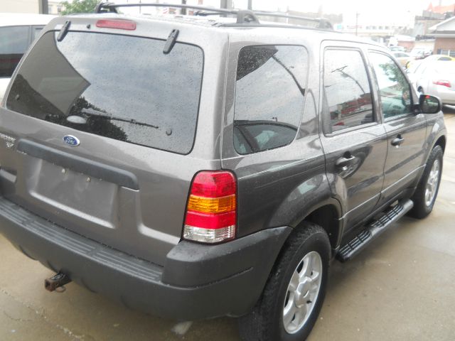 Ford Escape 2003 photo 1