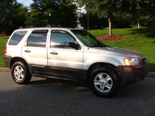 Ford Escape 2003 photo 3