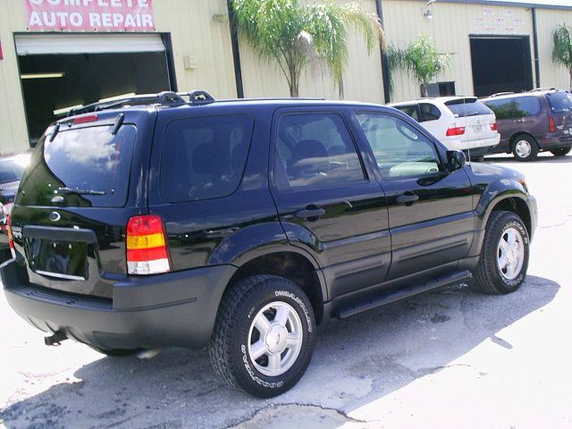 Ford Escape 2003 photo 2