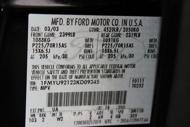 Ford Escape 2003 photo 11