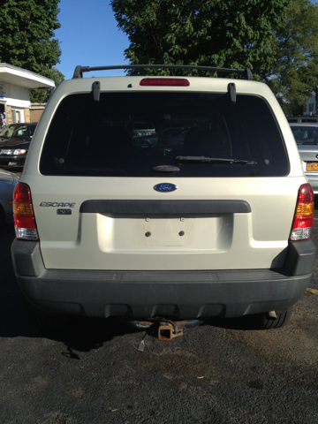 Ford Escape 2003 photo 2