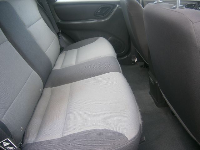 Ford Escape 2003 photo 3