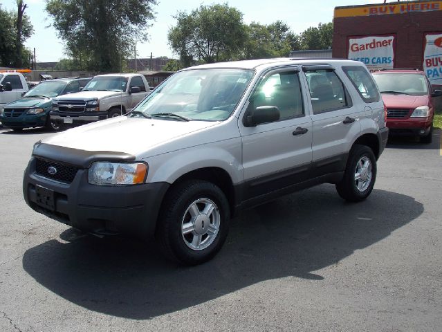 Ford Escape 2003 photo 2