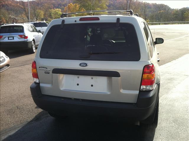 Ford Escape 2003 photo 4