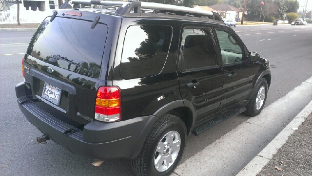 Ford Escape 2003 photo 3