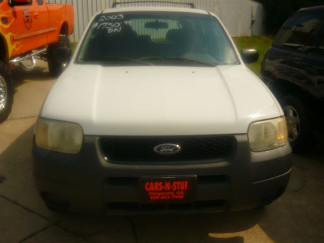 Ford Escape 2003 photo 2