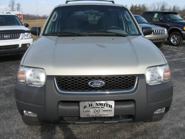 Ford Escape 2004 photo 2