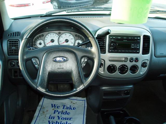 Ford Escape 2004 photo 5