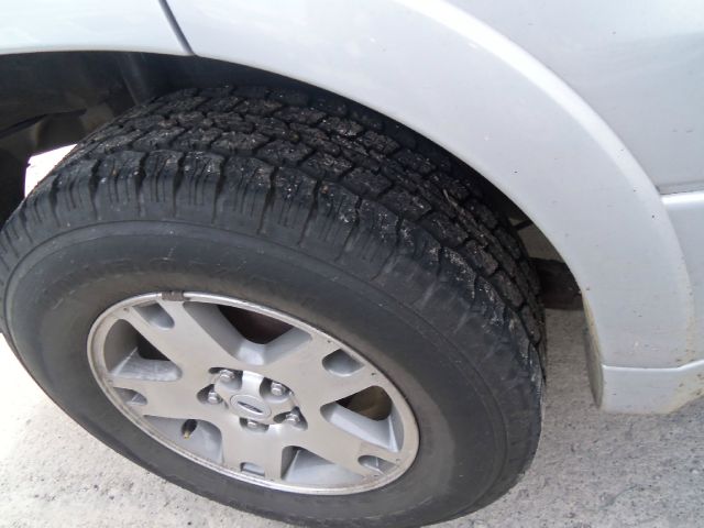 Ford Escape 2004 photo 4