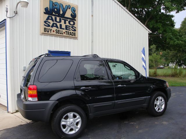 Ford Escape 2004 photo 3