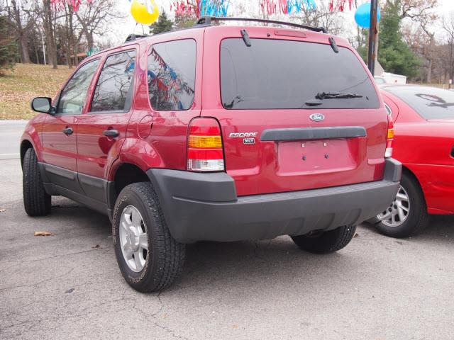 Ford Escape 2004 photo 3