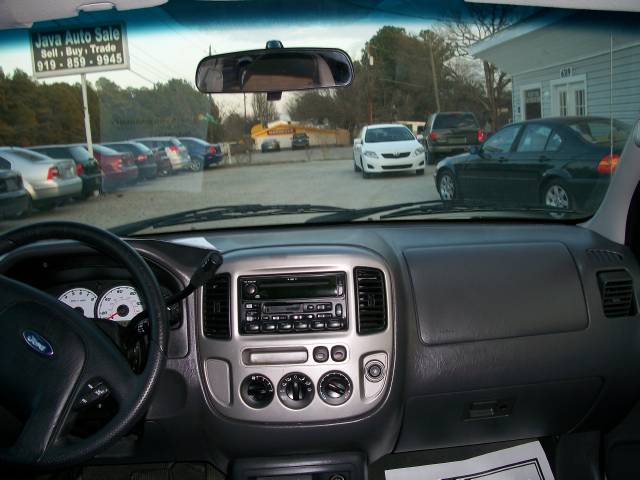 Ford Escape 2004 photo 5