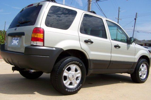 Ford Escape 2004 photo 4