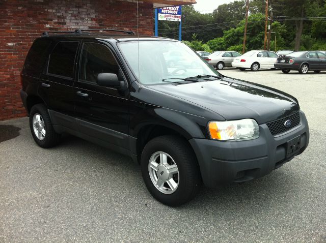 Ford Escape 2004 photo 3