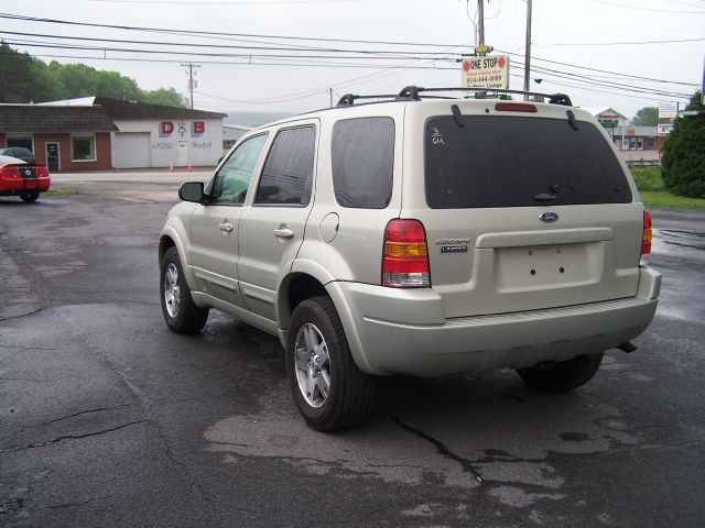 Ford Escape 2004 photo 3