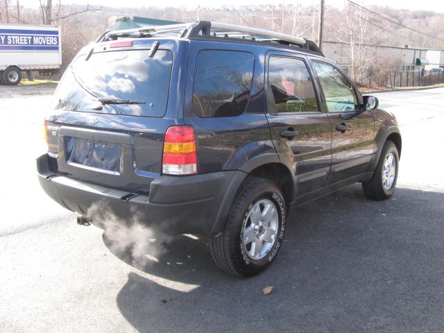 Ford Escape 2004 photo 4