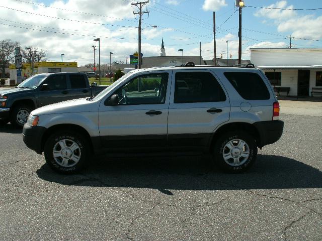 Ford Escape 2004 photo 4