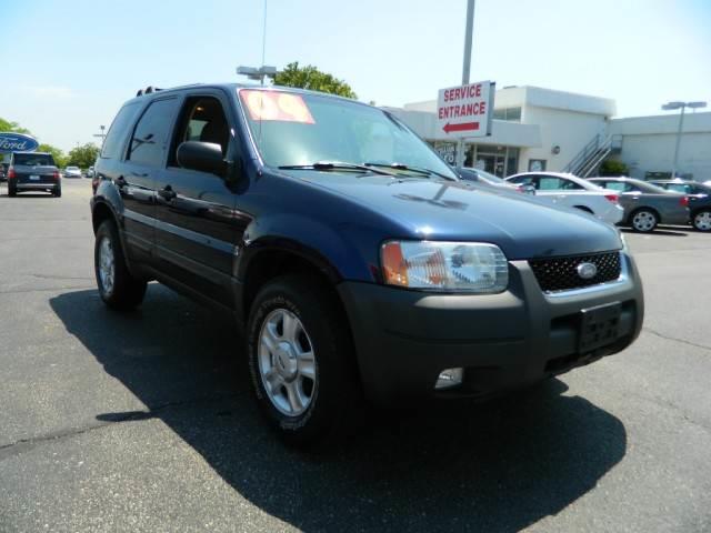 Ford Escape 2004 photo 10