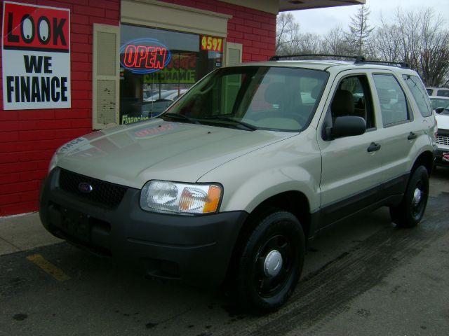 Ford Escape 2004 photo 1