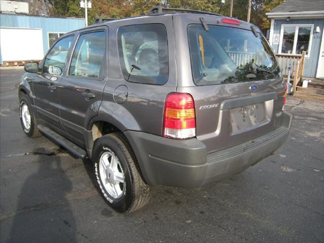 Ford Escape 2004 photo 3