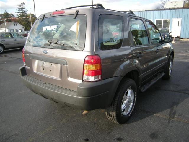 Ford Escape 2004 photo 4