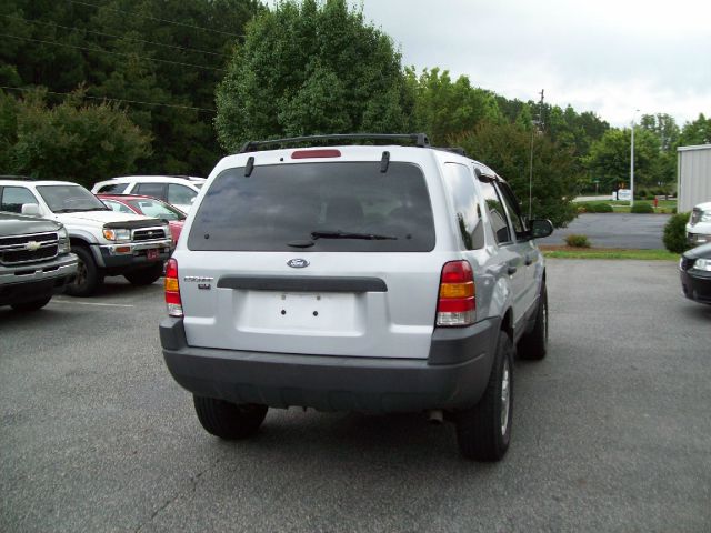 Ford Escape 2004 photo 10