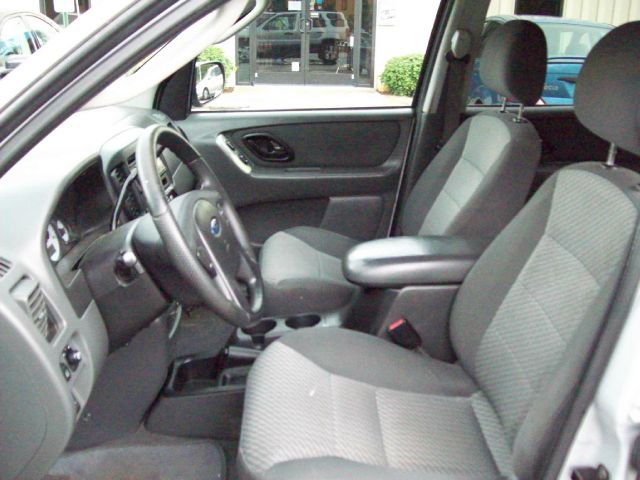 Ford Escape 2004 photo 5